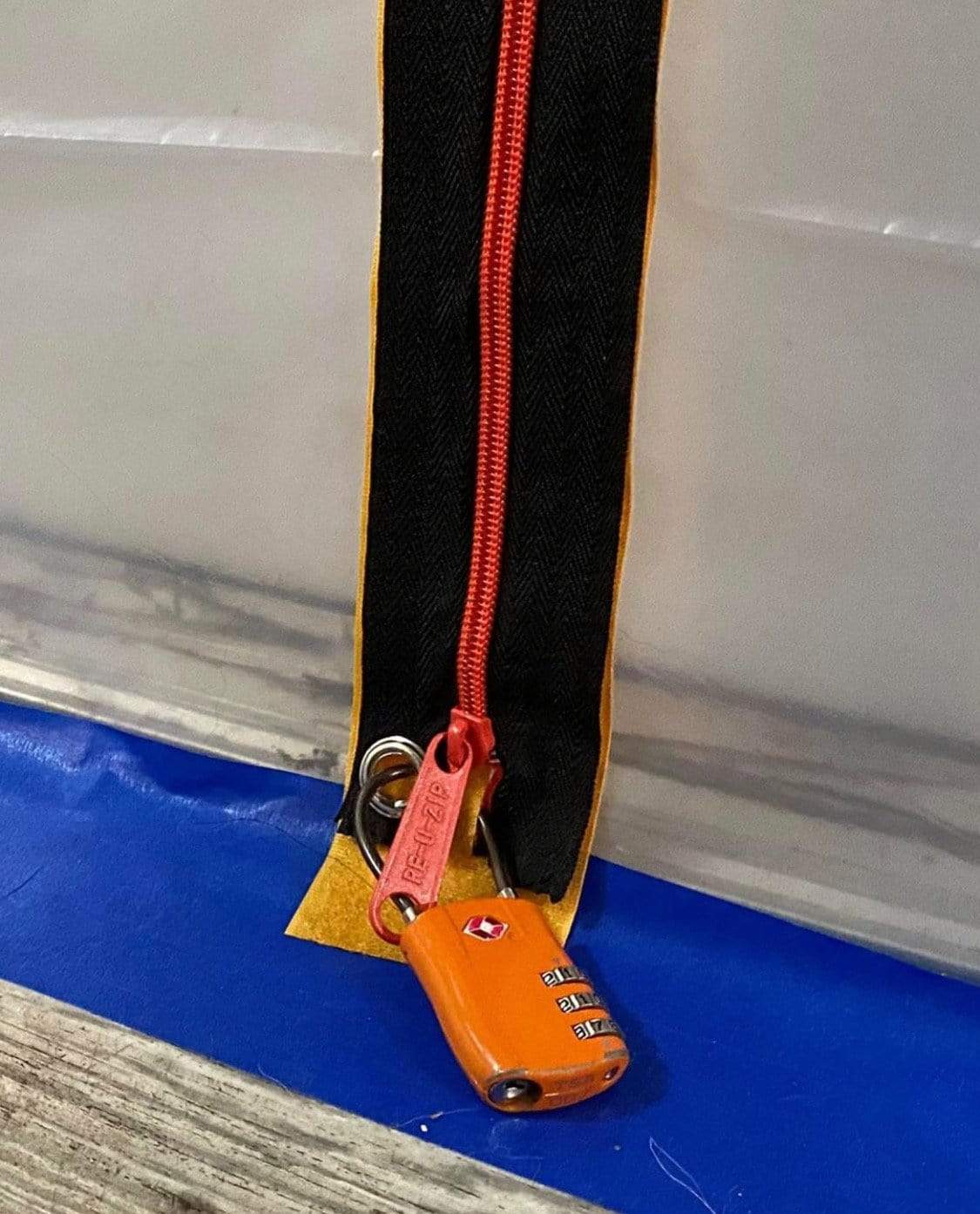 RE-U-ZIP DUST BARRIER SYSTEM Construction RE-U-ZIP™ REUSABLE DUST BARRIER ZIPPER PRO BUNDLE